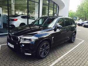 18-BMW X5 M Pydys 700