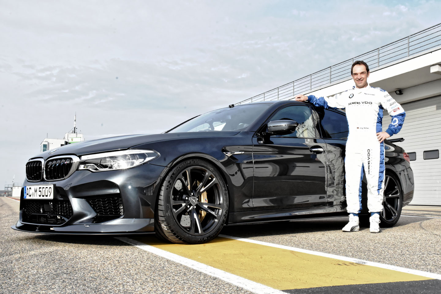 Embarquez dans la BMW M5 CS sur la Nordschleife - Motorlegend